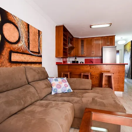 Apartment In Front Of The Beach With Swimming Pool